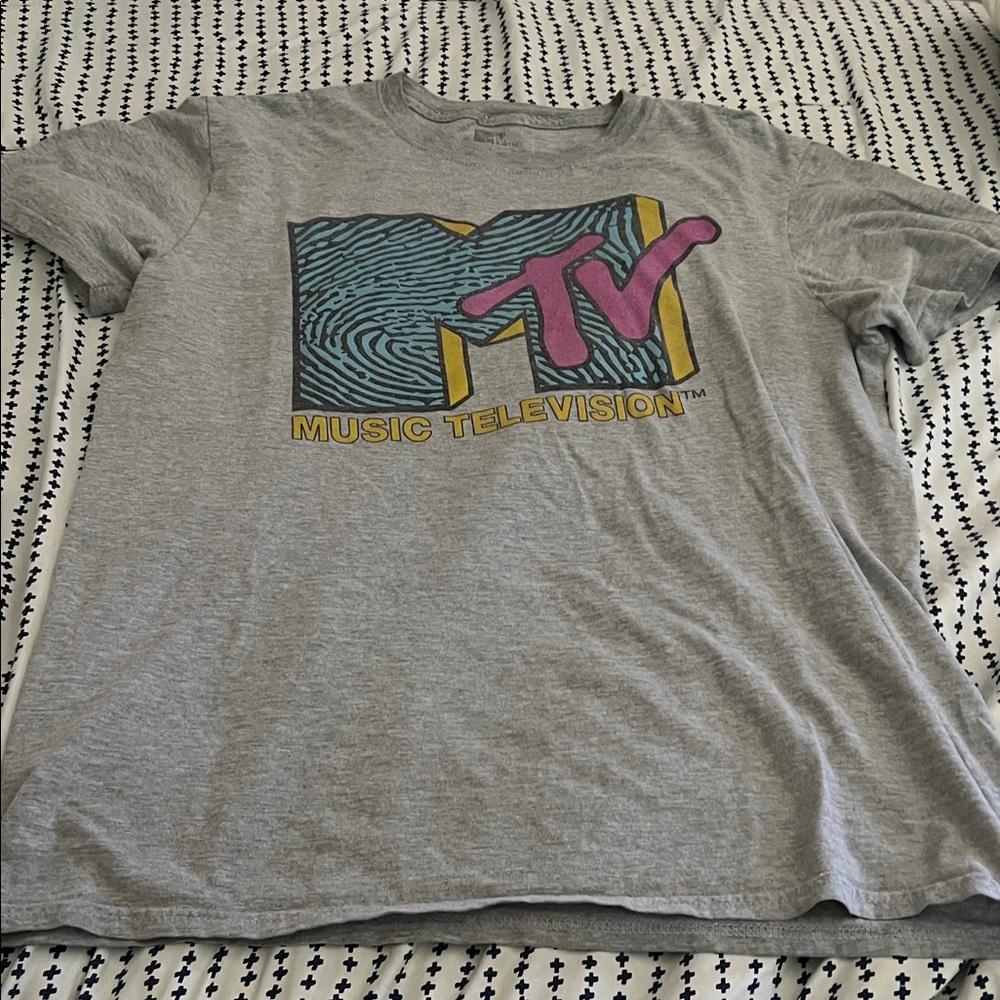 MTV Gray Short Sleeve Tee with Pink and Yellow Logo